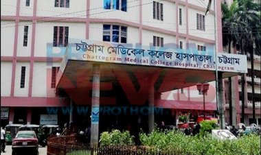 চট্টগ্রাম মেডিকেলের নালায় মিললো ২ নবজাতকের লাশ