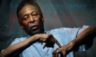 ফের আইসিইউতে পেলে, ‘চিন্তার কিছু নেই’ বলছেন মেয়ে