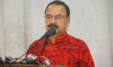 বাঁশের লাঠি’ অথবা ‘ঝাড়ু’ নিয়ে রাজপথে আন্দোলনে নামার প্রস্তুতি নিন: গয়েশ্বর