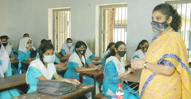 অষ্টম-নবম শ্রেণির ক্লাস নিয়ে নতুন সিদ্ধান্ত