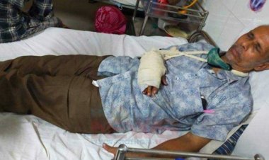 পত্রিকা অফিসে ঢুকে সম্পাদকসহ ৩ সাংবাদিককে কুপিয়ে জখম