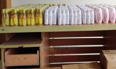 চকবাজারে বিভিন্ন ব্র্যান্ডের ভেজাল প্রসাধনীসহ গ্রেফতার ১