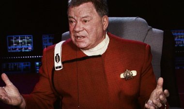 নভোচারী ভূমিকায় অভিনয় করা সেই উইলিয়াম সত্যিই যাচ্ছেন মহাশূন্যে