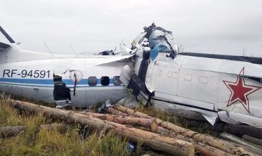 রাশিয়ায় প্লেন বিধ্বস্ত হয়ে নিহত ১৬