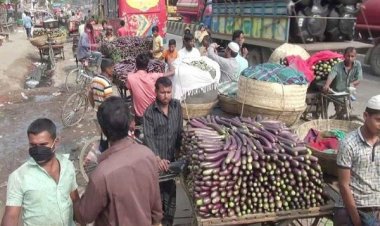 হাত বদলেই সবজির দাম বাড়ে দ্বিগুণ