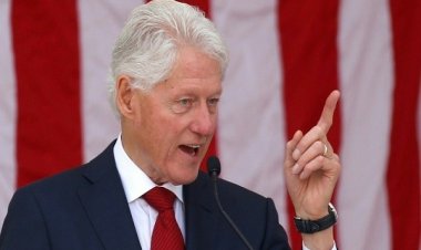 সাবেক প্রেসিডেন্ট বিল ক্লিনটন হাসপাতালে