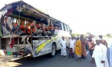 ত্রিশালে দুই বাসের প্রতিযোগিতায় প্রাণ গেল ৭ যাত্রীর