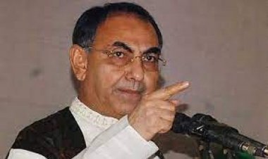 নেতা-কর্মীদের বিরুদ্ধে মামলা দিয়ে বিএনপিকে দমানেো যাবে না:  মির্জা আব্বাস