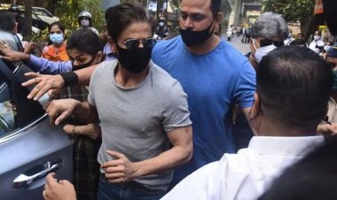  এবার শাহরুখ খানের বাড়িতে তল্লাশি অভিযান