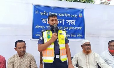 ভালুকায় নিরাপদ সড়ক দিবসে হাইওয়ে পুলিশের উদ্যোগে র‌্যালী ও আলোচনা 