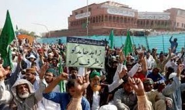  বিরোধী দলের সঙ্গে সংঘর্ষে পাকিস্তানে ২ পুলিশ নিহত