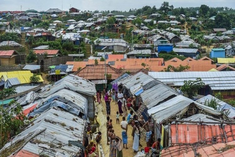 উখিয়ায় রোহিঙ্গা ক্যাম্পে সংঘর্ষে নিহত ৭