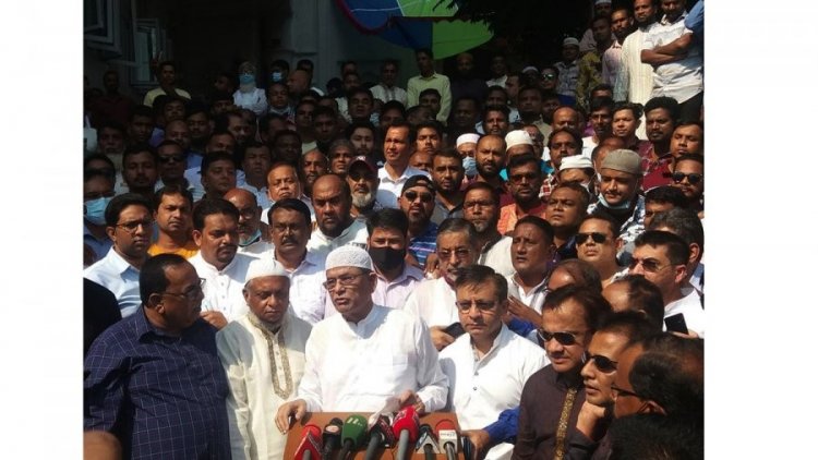 সাম্প্রদায়িক হামলায় আ.লীগ-ছাত্রলীগ জড়িত: মির্জা ফখরুল