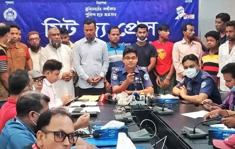 নোয়াখালীতে মন্দিরে হামলার ঘটনায় যুবদল, জামায়াত নেতাসহ গ্রেফতার ১১