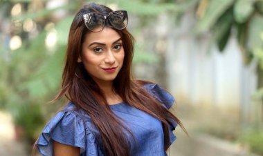 অভিনয় করে আলোচনায় নাইরুজ সিফাত