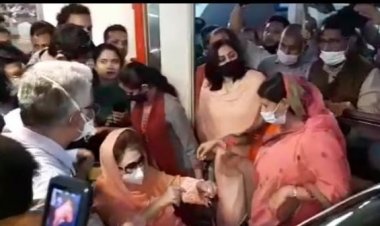 খালেদা জিয়াকে বিদেশে চিকিৎসার জন্য অনুমতি চেয়ে হাইকোর্টে রিট