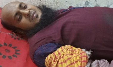  নড়াইলে ‘বোমা হামলায়’ যুবকের হাত বিচ্ছিন্ন