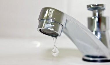 ৩০ বছর ধরে টয়লেটের পানি পান!