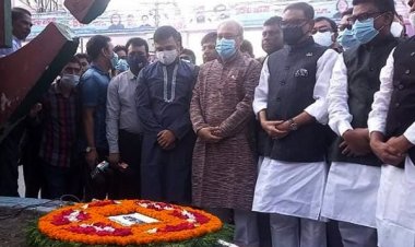 গণতন্ত্রকে প্রাতিষ্ঠানিক রূপ দিতে শেখ হাসিনার নেতৃত্ব অব্যাহত থাকবে: কাদের