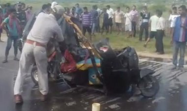 আসামে ট্রাকচাপায় নিহত ১০