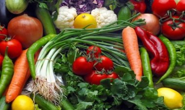 শীতকালে শরীর ও ত্বকের বিশেষ যত্নে কী খাবেন?