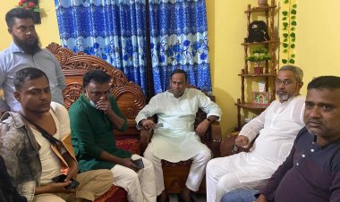 রুবেলকে দেখতে গেলেন  টুকু