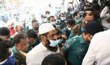 নারায়ণগঞ্জ আদালতে তোলা হলো মামুনুল হককে