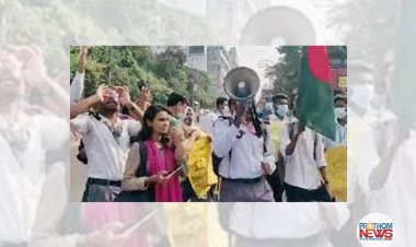নিরাপদ সড়কের দাবিতে ফের আন্দোলনে নেমেছে রাজধানীর বিভিন্ন প্রতিষ্ঠানের শিক্ষার্থীরা
