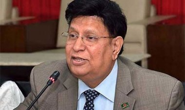 খালেদা জিয়ার বিদেশ যাওয়ার সুযোগ নেই