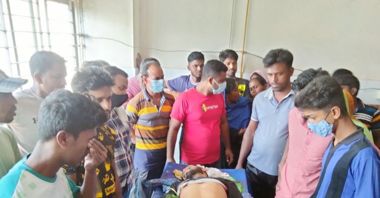 বিদায় অনুষ্ঠান চলাকালীন এসএসসি পরীক্ষার্থীকে কুপিয়ে হত্যা