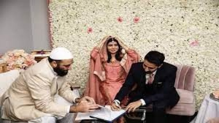বিয়ে করেছেন মালালা