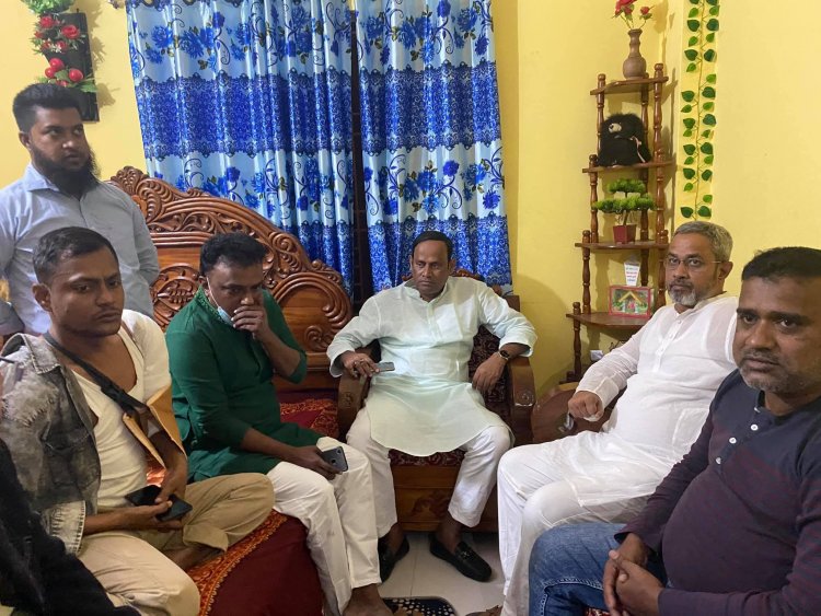 রুবেলকে দেখতে গেলেন টুকু