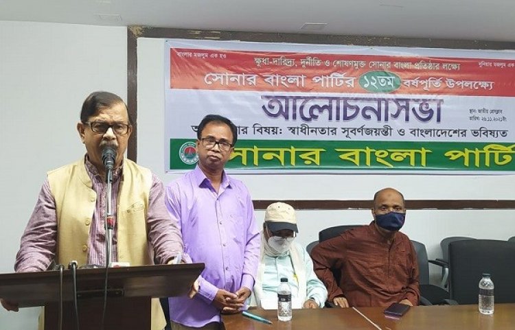 খালেদা জিয়ার যে চিকিৎসা প্রয়োজন তা বাংলাদেশে নেই: মান্না