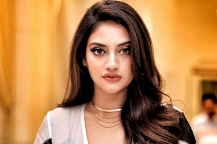 গুঞ্জন নিয়ে মুখ খুললেন নুসরাত