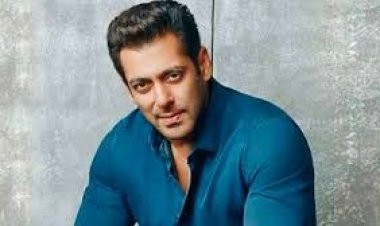 মেঝেতে ঘুমান সালমান খান