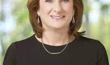  ৯৮ বছরে প্রথম নারী চেয়ারম্যান পেলো ডিজনি