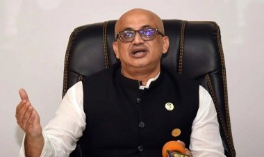 মন্ত্রণালয়ে পদত্যাগপত্র পাঠালেন ডা. মুরাদ