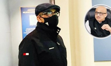  দেশেই ফিরতে হলো মুরাদকে