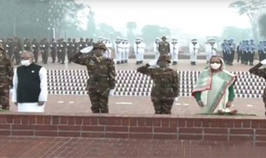 বীর শহীদদের প্রতি রাষ্ট্রপতি ও প্রধানমন্ত্রীর শ্রদ্ধা