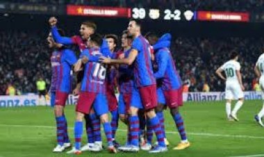 পাঁচ গোলের নাটকীয় লড়াইয়ে শেষ মুহূর্তে জয় বার্সার