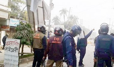 সমাবেশকে ঘিরে পুলিশের সঙ্গে বিএনপি নেতাকর্মীদের সংঘর্ষ