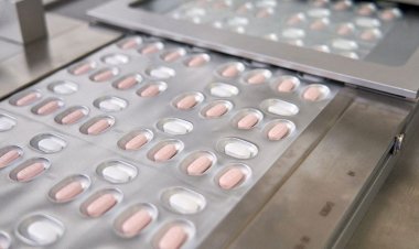 মুখে খাওয়ার করোনা পিলের অনুমোদন দিলো যুক্তরাষ্ট্র