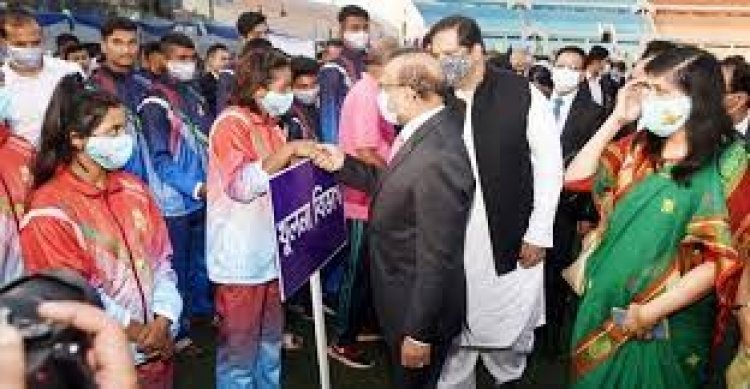 বঙ্গবন্ধু ও বঙ্গমাতা ফুটবলের জাতীয় পর্যায়ের খেলা শুরু