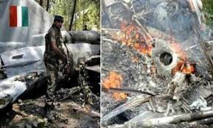 মাঝ আকাশে ভেঙে পড়লো ভারতীয় যুদ্ধবিমান, পাইলট নিহত