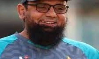  পাকিস্তানের কোচের পদ থেকে সরে দাঁড়ালেন সাকলায়েন