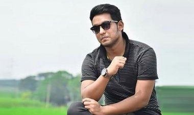 রাতে ফেসবুকে স্ট্যাটাস, সকালে মিলল শিক্ষকের ঝুলন্ত লাশ 