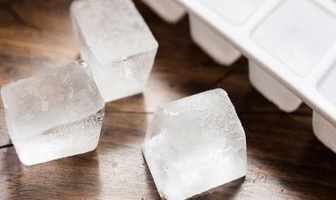 ত্বকের দাগ দূর করতে চমৎকার কাজ করবে বরফ