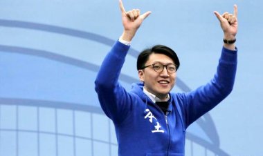 ৪ বছর পর মুক্তি পেলেন হংকংয়ের গণতন্ত্রপন্থি অধিকারকর্মী