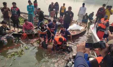 চাঁদপুরে বাল্কহেড-ট্রলারের সংঘর্ষে নিহত ৫