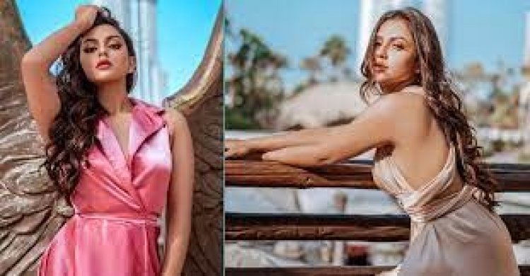 নুসরাত ফারিয়া বললেন, ‘পরিবারের সাথে থাকুন’